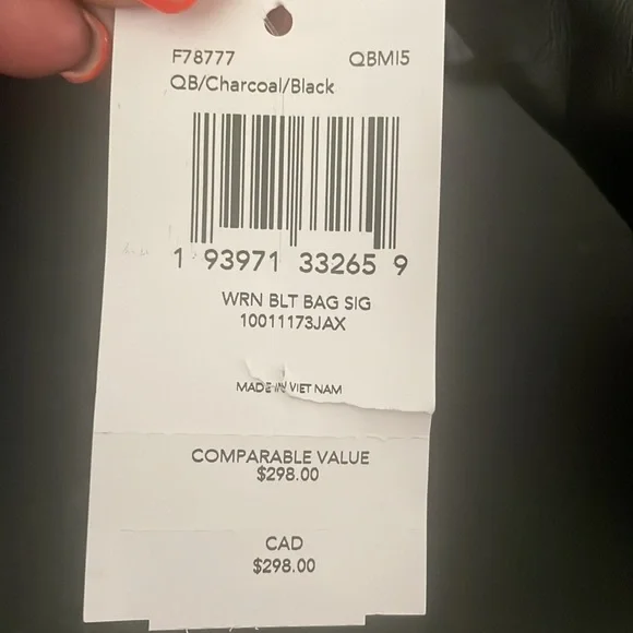 Lightly used. No tags . Kept in a non-smoking environment.